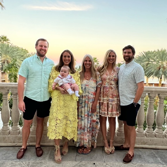 Meet your Posher, Mallory - Picture 2 of 8